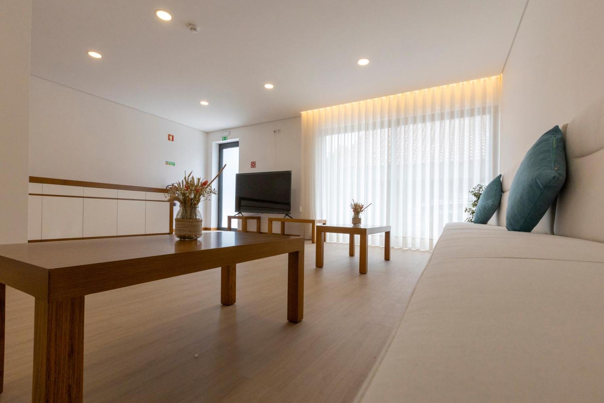 Guest House Fojo Dos Lobos Fafiao ภายนอก รูปภาพ