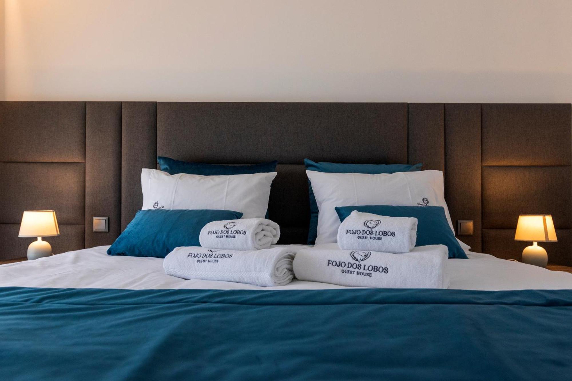 Guest House Fojo Dos Lobos Fafiao ภายนอก รูปภาพ